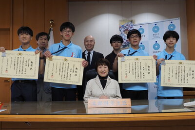 IChO57-25071501.jpg