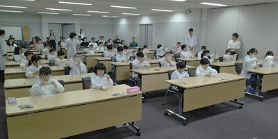 kidsscience202508-01.jpg